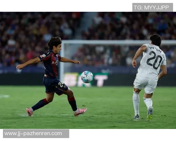 这两个哪个判了点球？为什么？利物浦vs皇马、莱万特vs巴萨